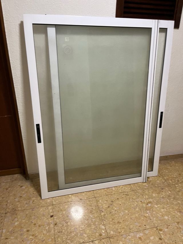 Ventana corredera aluminio blanco con carril