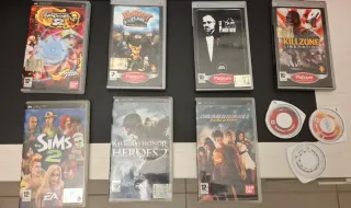 PSP lotto Giochi : Naruto, Sims 2, Godfather, Ratc