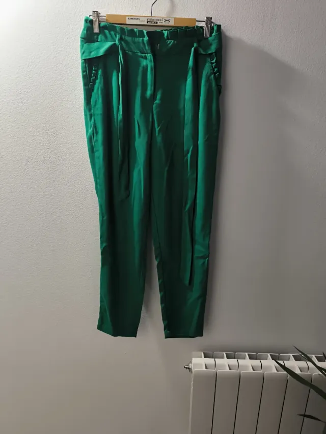 Pantalón Naf Naf verde