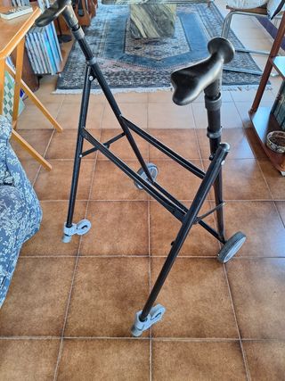 Andador Plegable con Ruedas