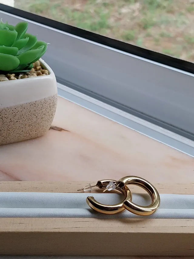 Brincos Dourados Argola