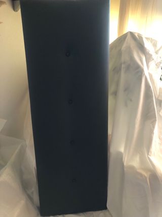 Cabecero Cama 135,
  en polipiel gris oscuro