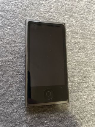 iPod Nano 7ª Gen Gris/Plata