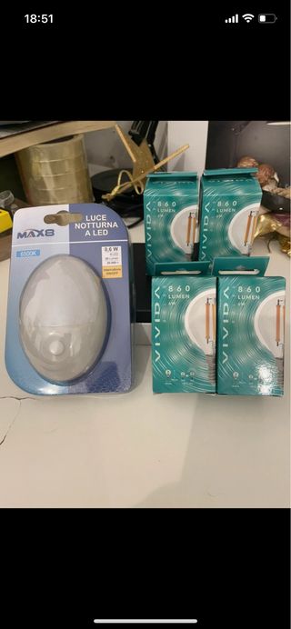 Lampada Notturna LED + 4 Lampadine VIVID