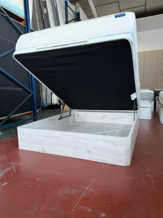 Canapé Blanco y Colchón Flex Bodycare 150x190