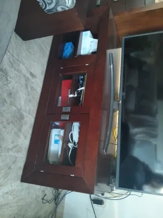 Mueble TV madera y cristal