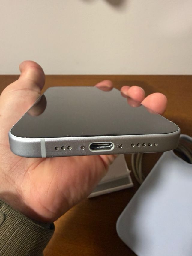 iPhone 15 128GB 85% Salud Batería