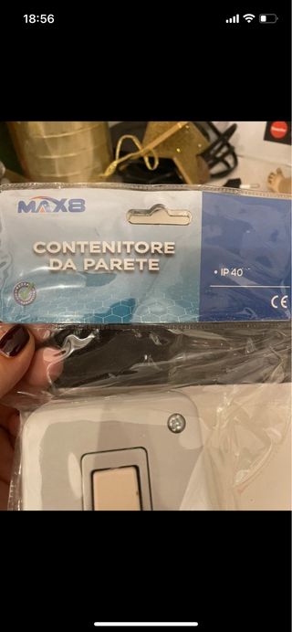 Contenitore da parete