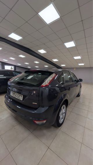 Ford Focus 2010