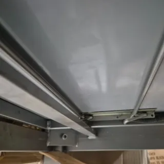 Mesa de cocina extensible de cristal y metal