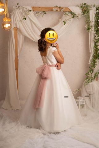 Vestido de Comunión Blanco con Detalles Rosas