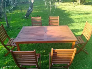 Mesa y 6 Sillas de Teca para Exterior