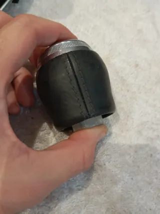 Pomo y funda cambio Renault Clio V