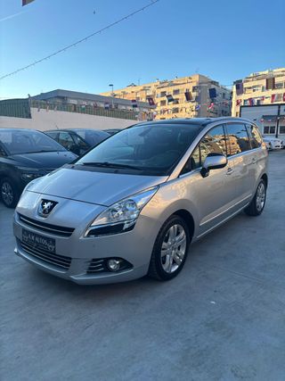 Peugeot 5008 2013 automatico 7 pazas