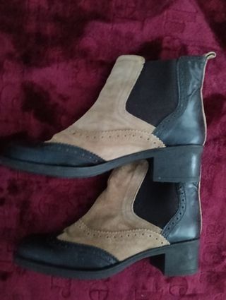 Botines elegantes beige y negro talla 40