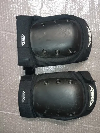 Ginocchiere REKD Skateboard