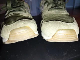 Calzado Beige y Verde