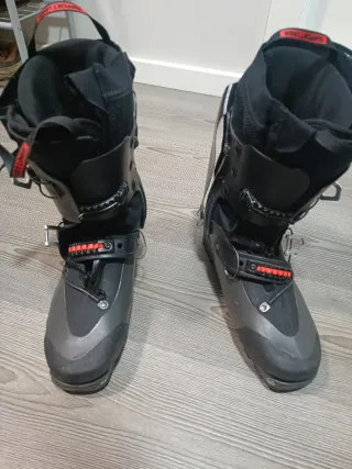 Botas de esquí de travesía skimo