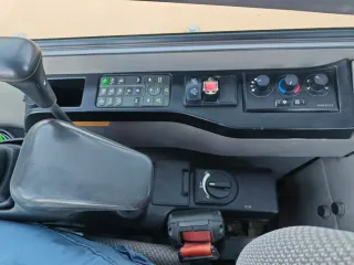 Excavadora Volvo ECR88D