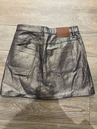 Falda metálica marrón y dorada