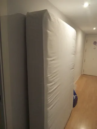 SE REGALA Colchón 135 cm.