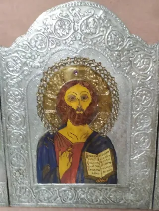 Cabecero icono tríptico de Cristo estaño