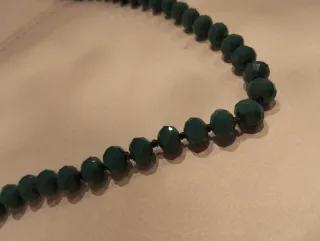 Collana lunga verde acqua