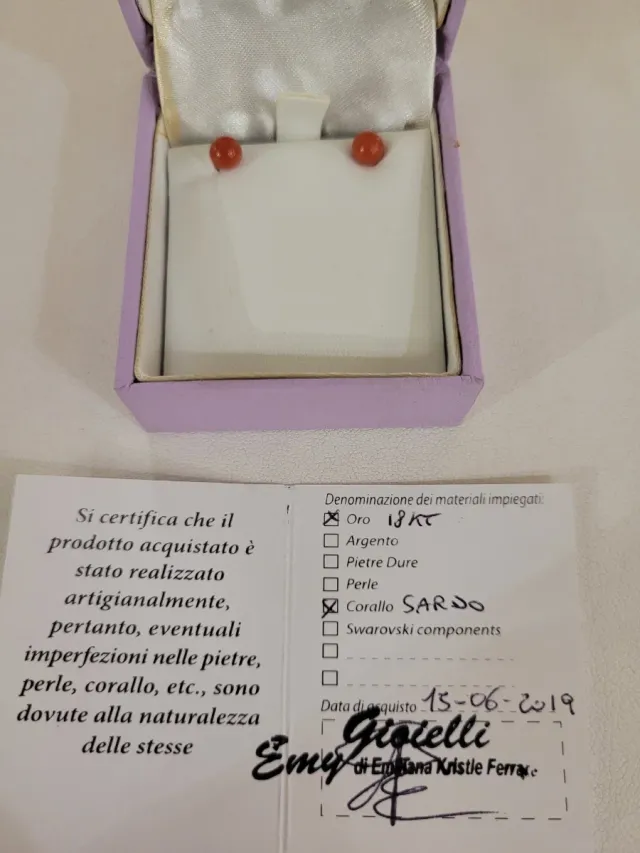 Orecchini Oro 18kt e Corallo Sardo