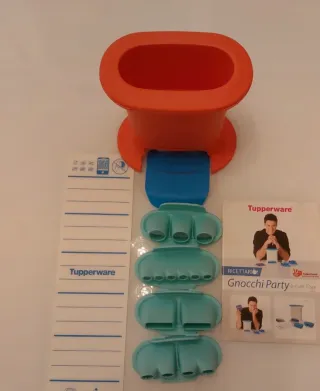 Croquetero Tupperware Naranja y Turquesa