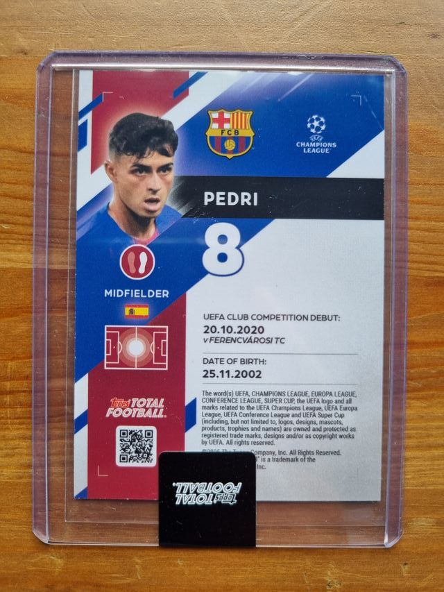 PEDRI (Numerada). TOPPS TOTAL FOOTBALL 2025-2026