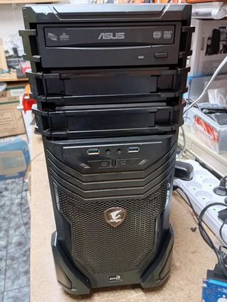 Ordenador sobremesa ASUS T180