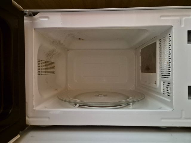 Forno a microonde bianco Cecotec