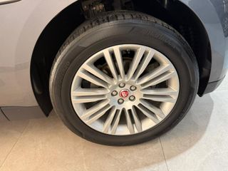 Jaguar F-Pace 2.0L i4D 120kW R-Sport