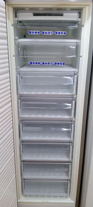 Congelador Vertical Whirlpool