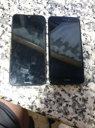 2 Huawei per i ricambi