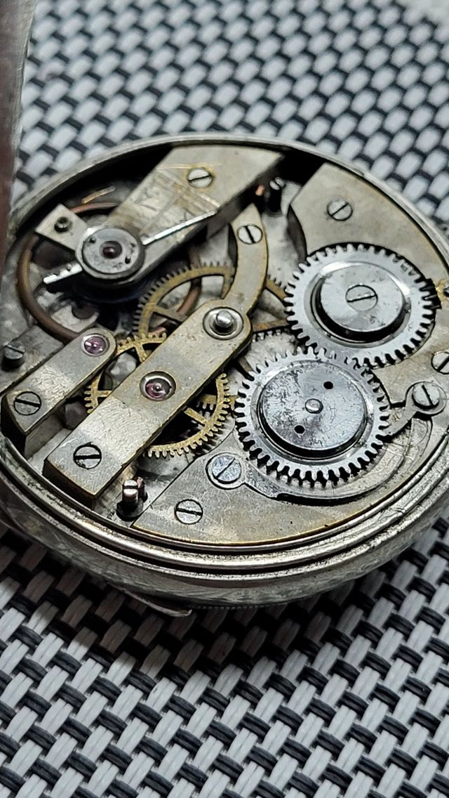 Reloj de bolsillo plata carga manual