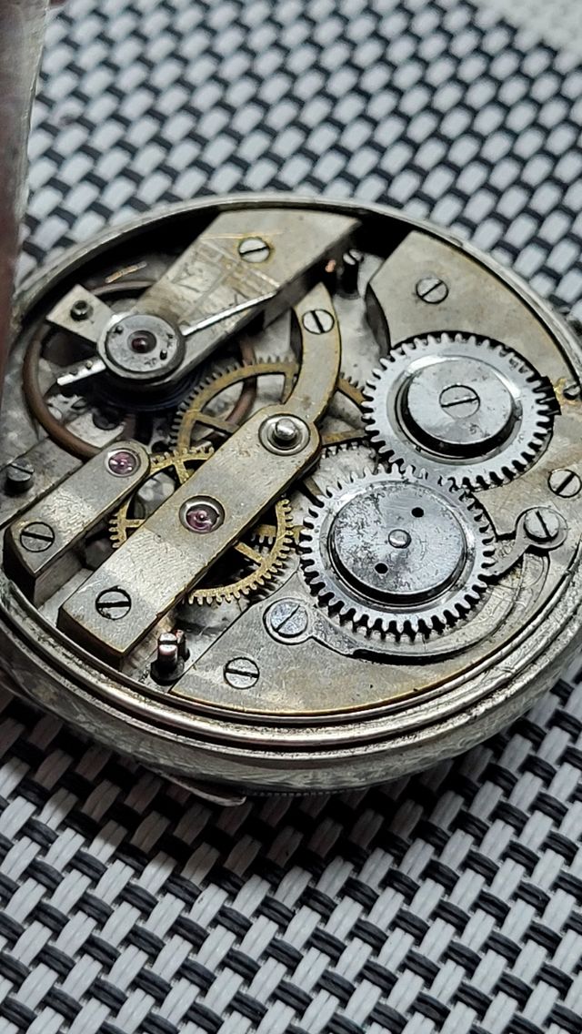 Reloj de bolsillo plata carga manual