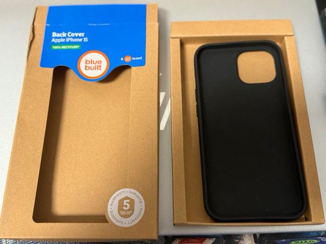 Custodia riciclata blu per iPhone 15