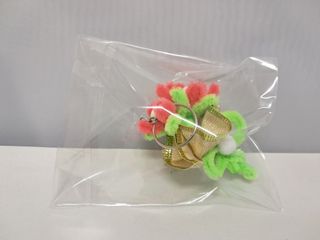 Porta-chaves flor arame chenille