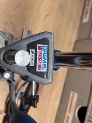 Dremel 3000 y accesorios. Columna Dremel