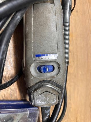 Dremel 3000 y accesorios. Columna Dremel