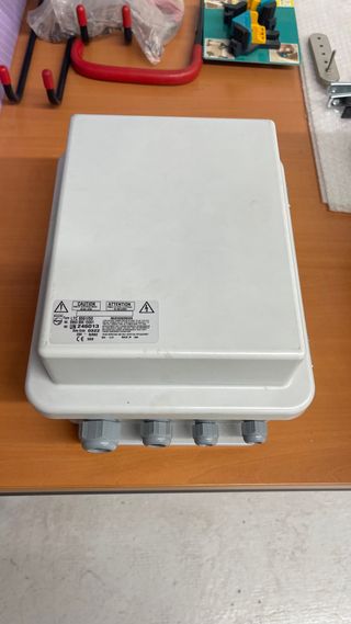 Caja de conexiones estanca