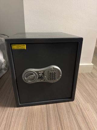 Caja Fuerte Negra con Teclado Digital