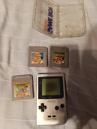 Nintendo Game Boy Pocket.
Funciona perfectamente