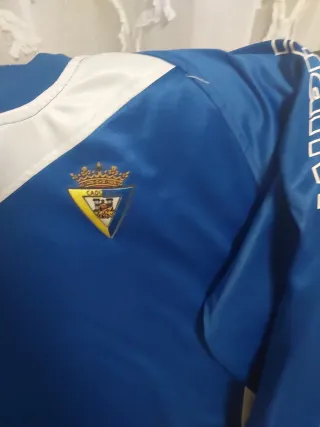 Sudadera Cádiz CF azul y blanca