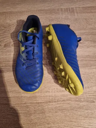 Botas de fútbol para niño