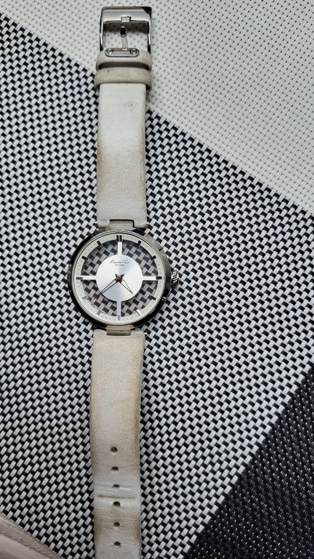 Reloj Kenneth Cole New York Esqueleto