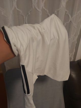 Camiseta del Real Madrid talla 2