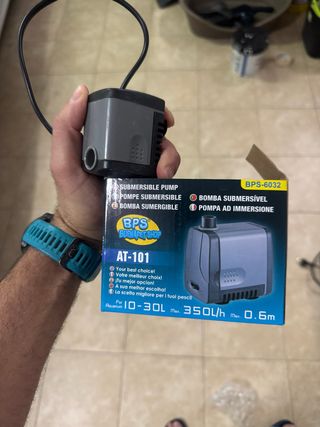 Bomba Sumergible AT-101 para Acuario