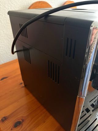 Cafetera Saeco Incanto Negra y Plateada